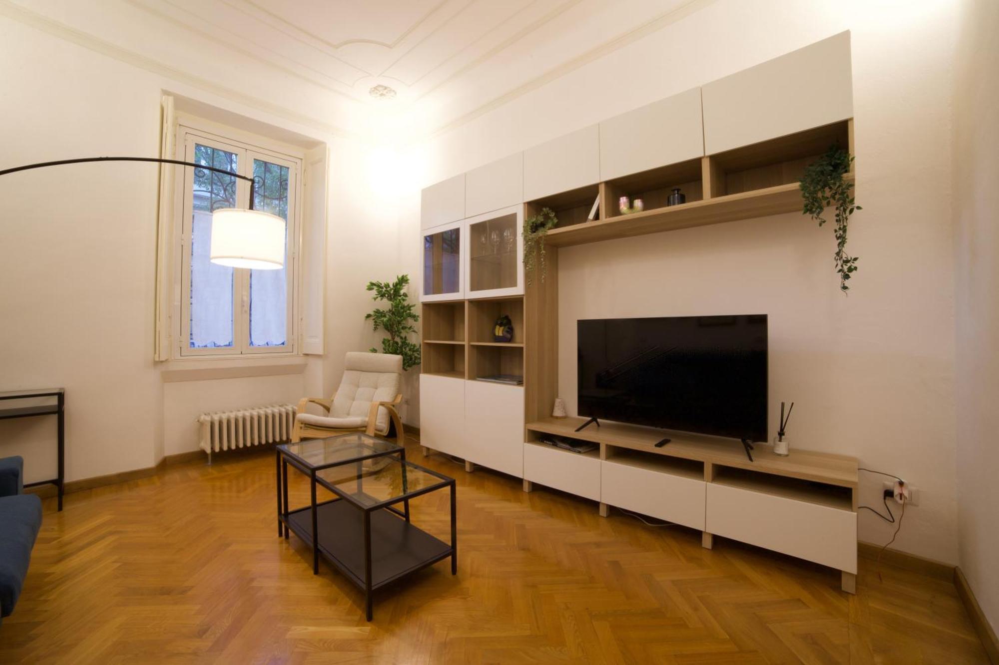 Appartement Viale Lombardia 84 *